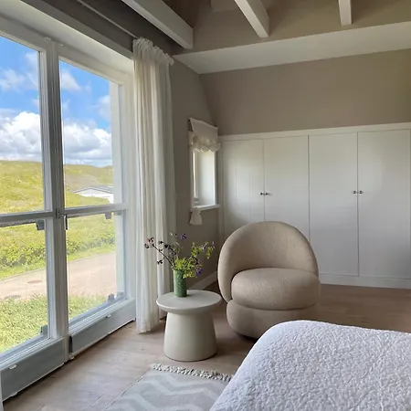 Strandhaus Holiday home *